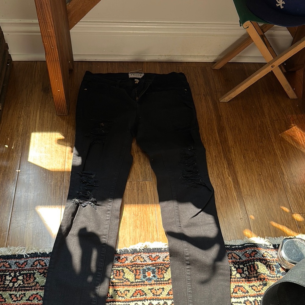 Black Distressed Women's Jeans